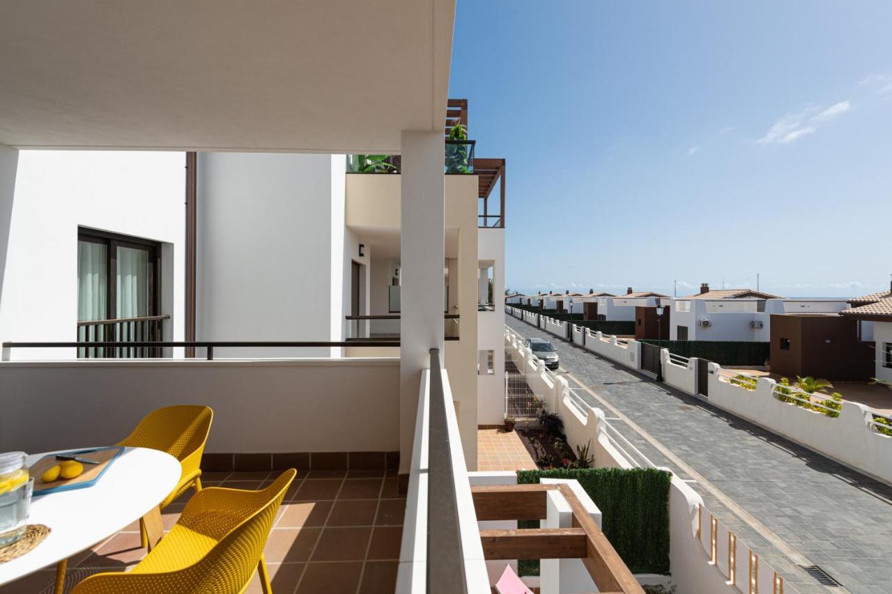 Homeforguest Apartamento En Residencia De Lujo Con Terraza Y Piscina La Guirra Exteriör bild