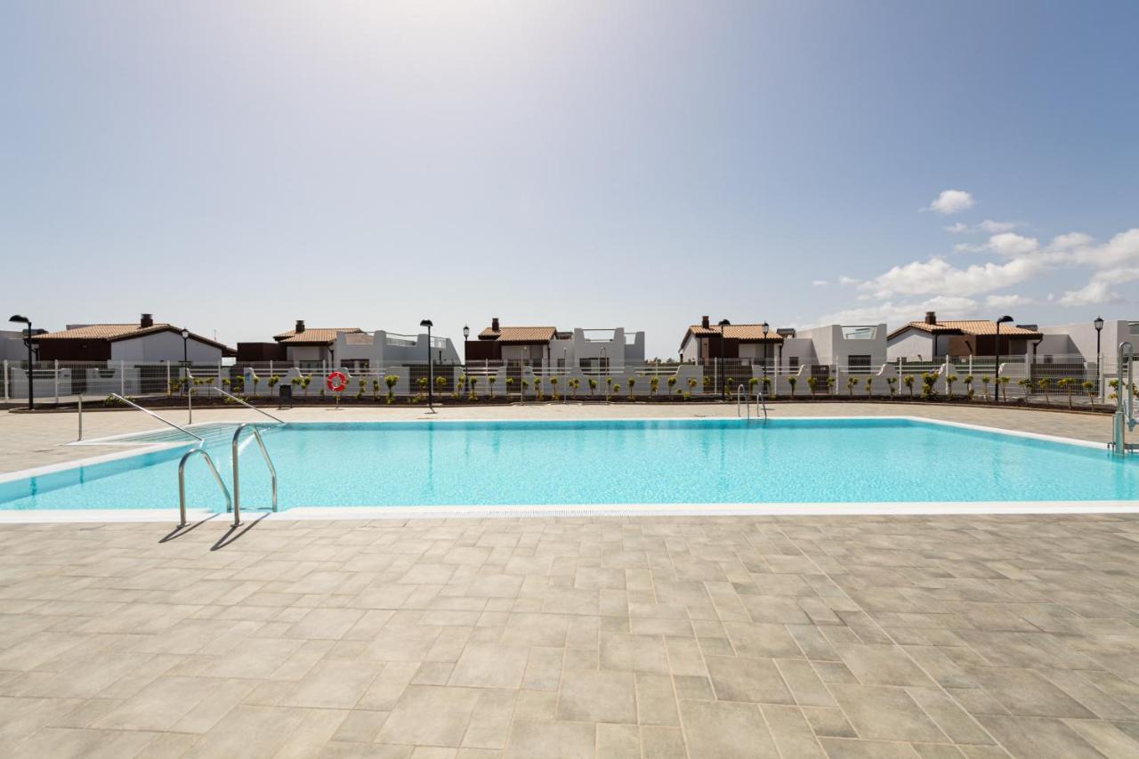 Homeforguest Apartamento En Residencia De Lujo Con Terraza Y Piscina La Guirra Exteriör bild