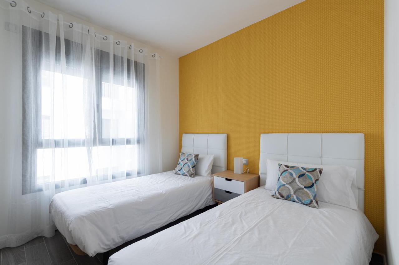 Homeforguest Apartamento En Residencia De Lujo Con Terraza Y Piscina La Guirra Exteriör bild