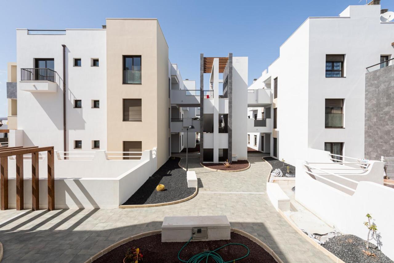 Homeforguest Apartamento En Residencia De Lujo Con Terraza Y Piscina La Guirra Exteriör bild