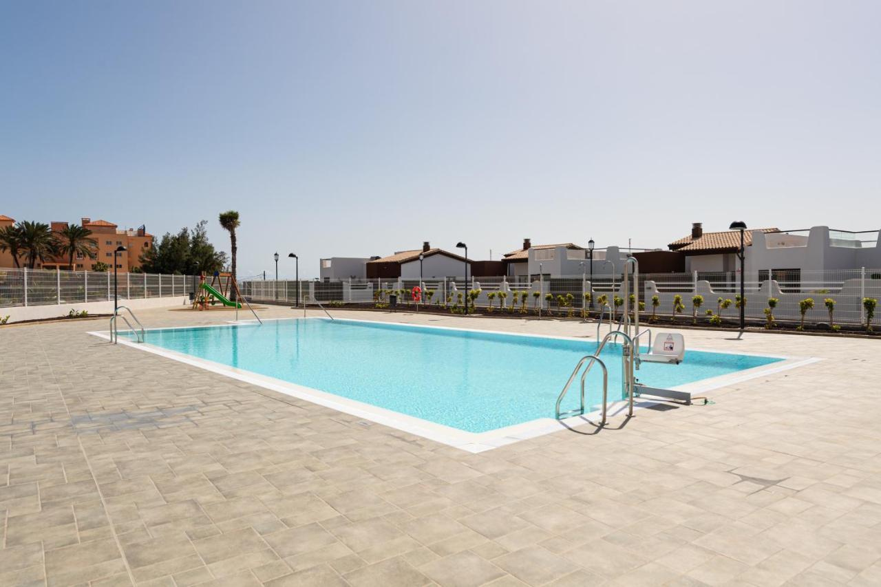 Homeforguest Apartamento En Residencia De Lujo Con Terraza Y Piscina La Guirra Exteriör bild